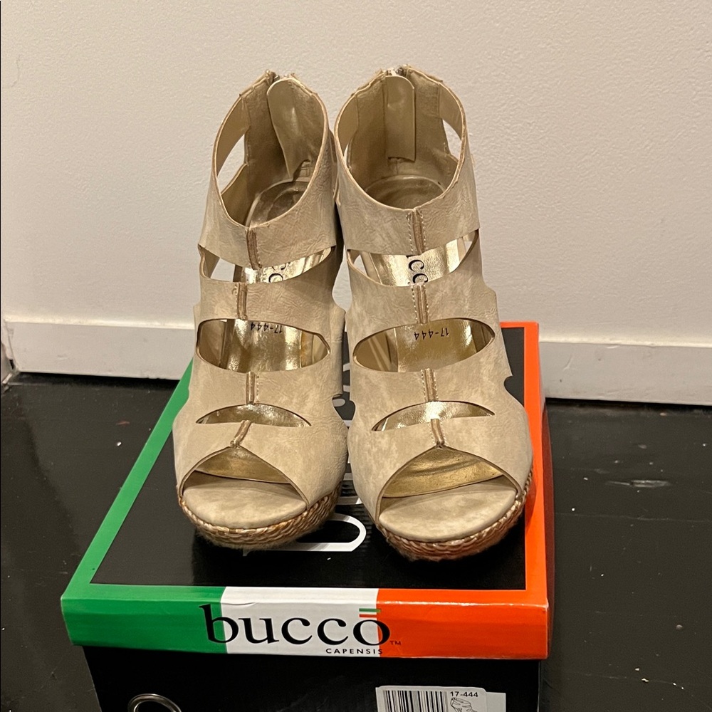 Bucco Gold Wedge Sandals